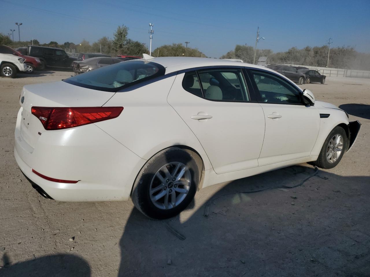 2011 Kia Optima - Image 3