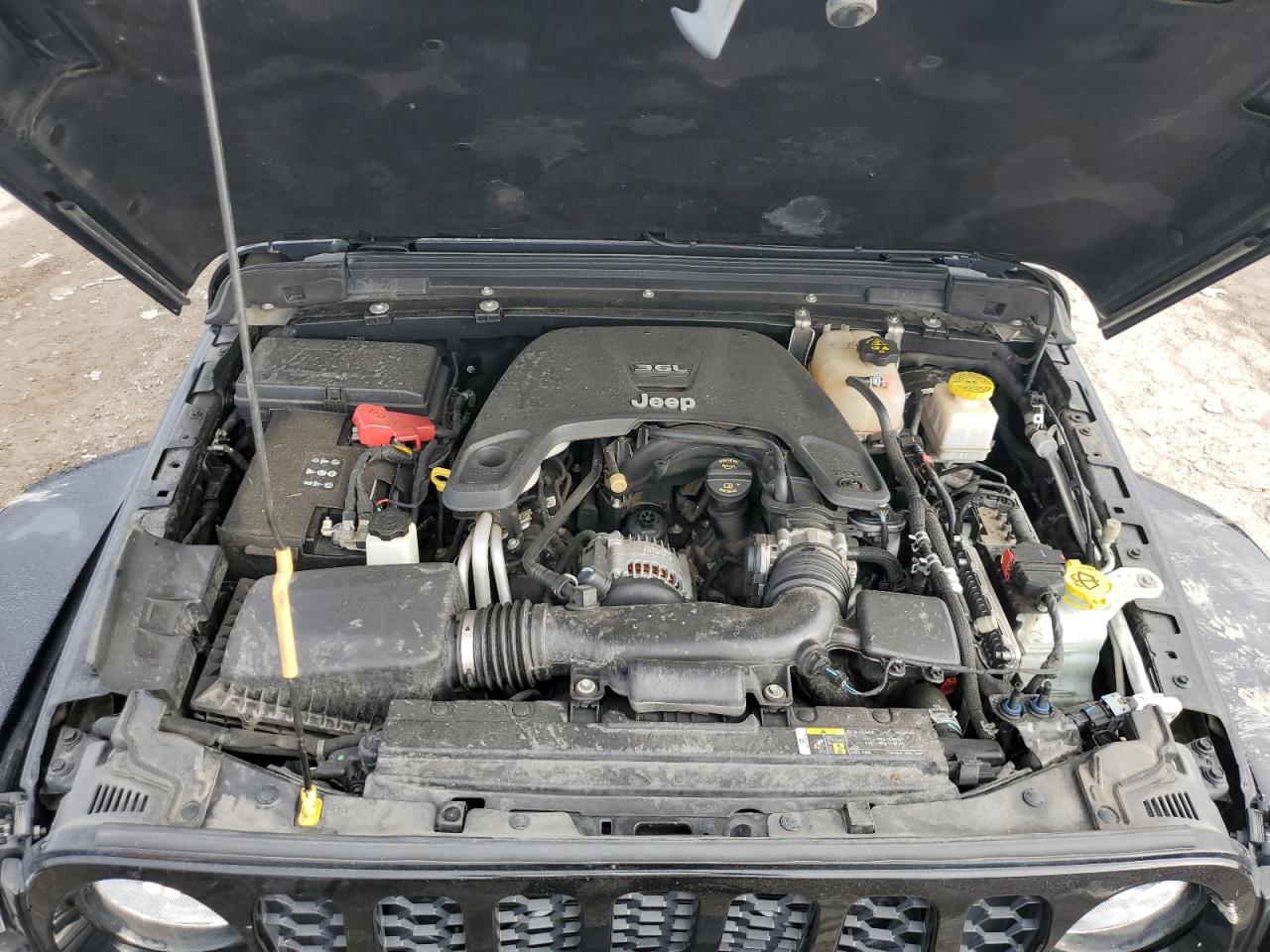 2020 Jeep Gladiator - Image 12