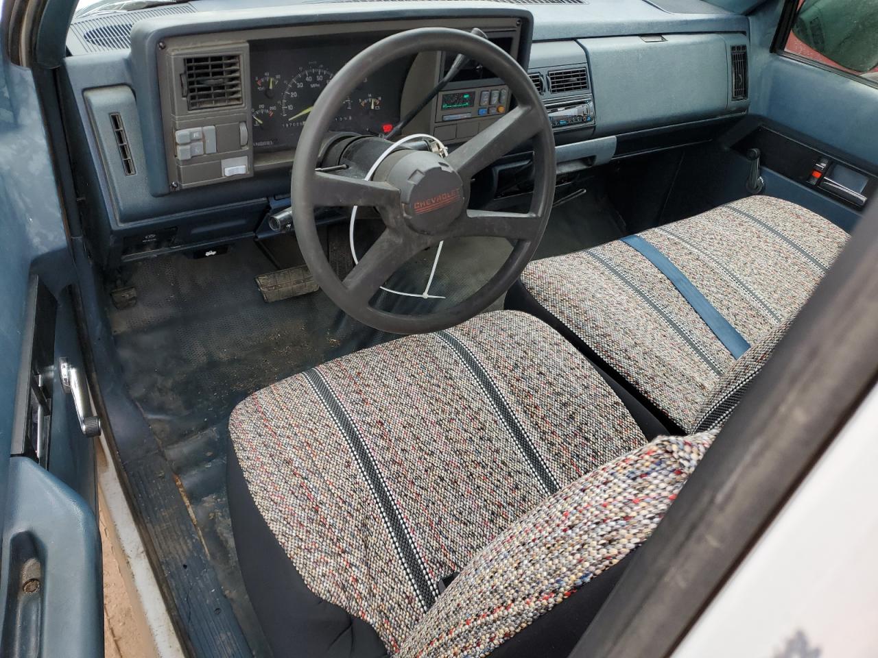 1994 Chevrolet GMT-400 - Image 8