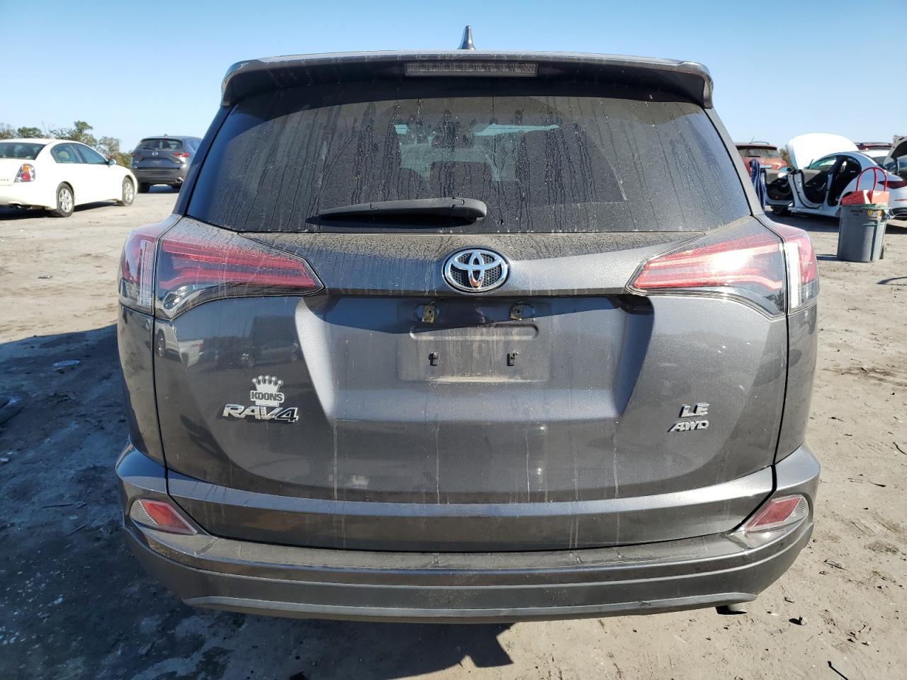 2018 Toyota Rav4 Le VIN: 2T3BFREV3JW856339 Lot: 76916494