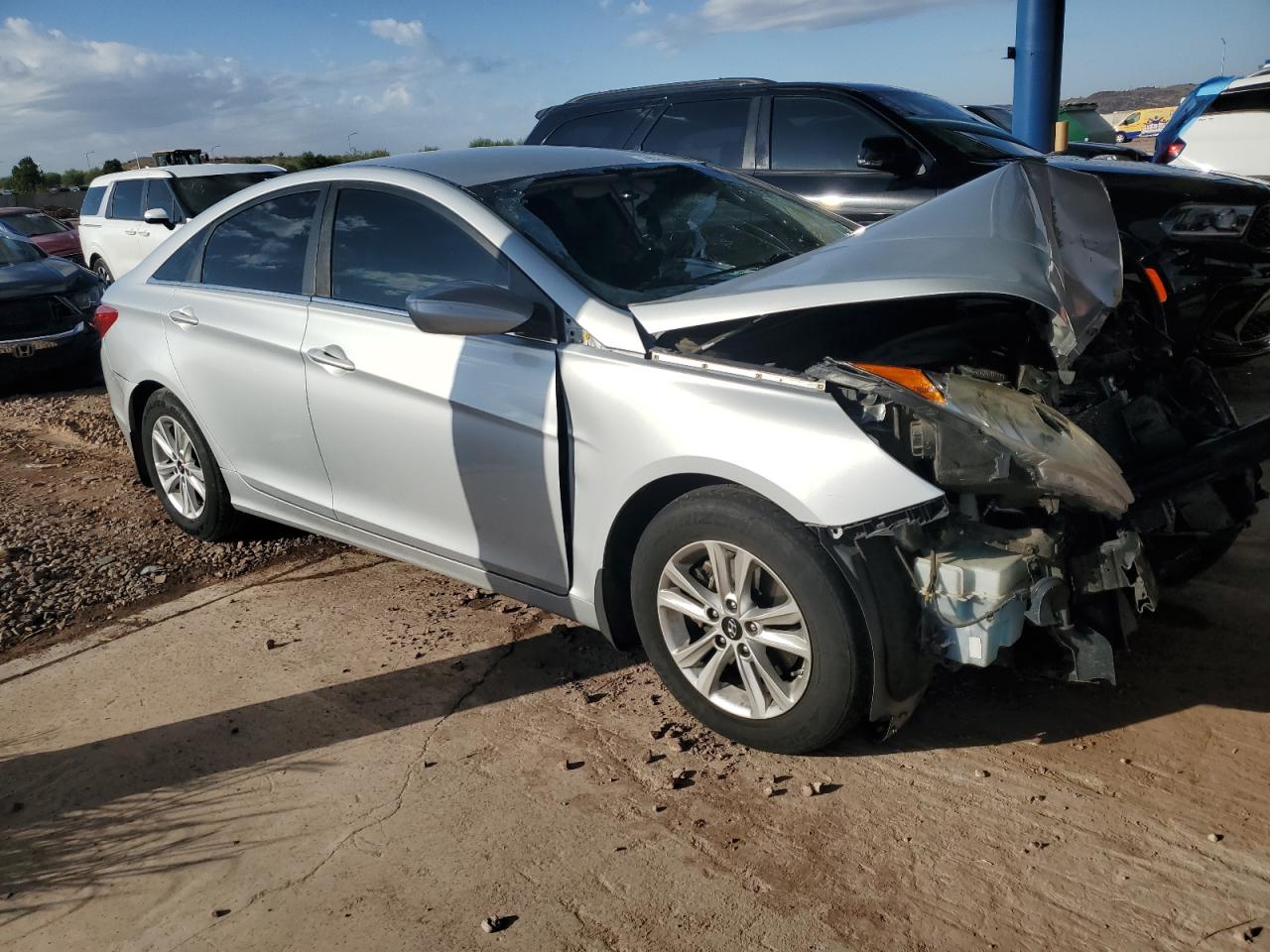 2012 Hyundai Sonata - Image 4