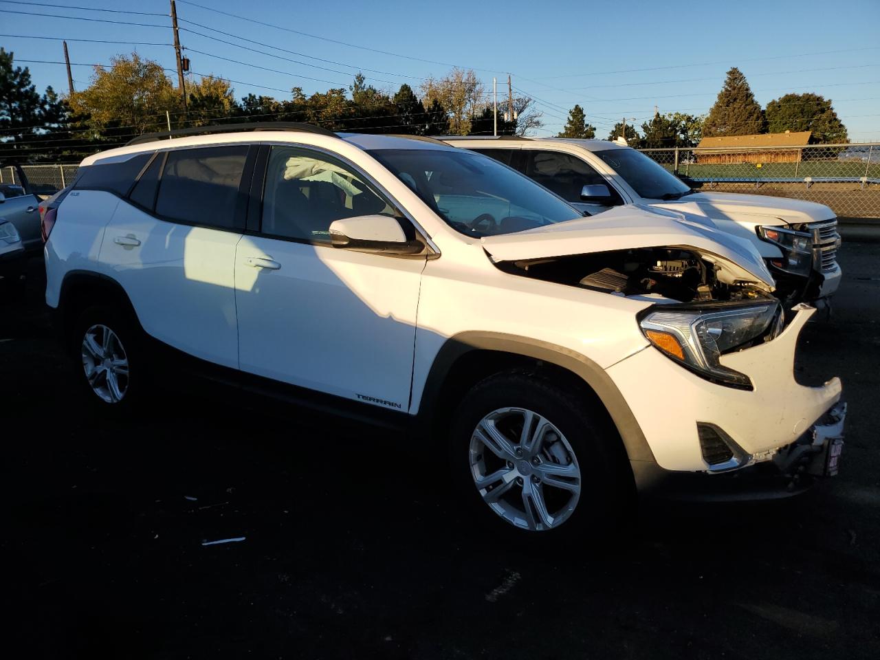 2020 GMC Terrain - Image 4