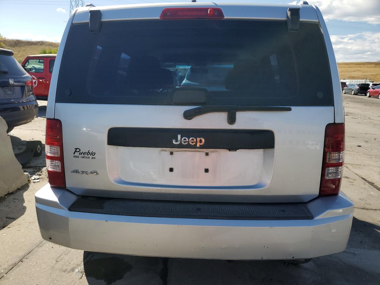 2012 Jeep Liberty (North America) - Image 6