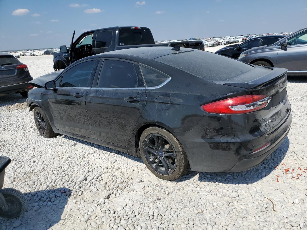 2020 Ford Fusion - Image 2