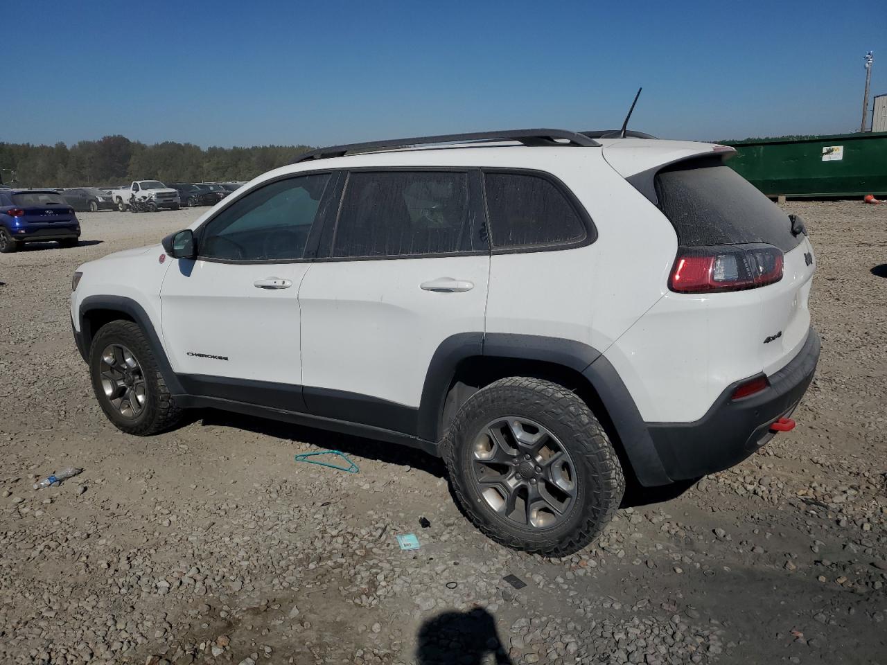 2019 Jeep Cherokee - Image 2