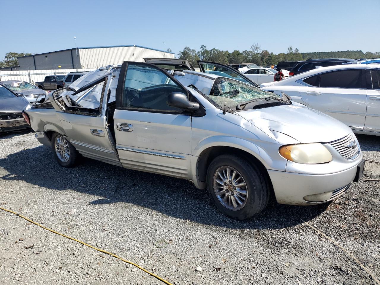 2002 Chrysler Town & Country - Image 4