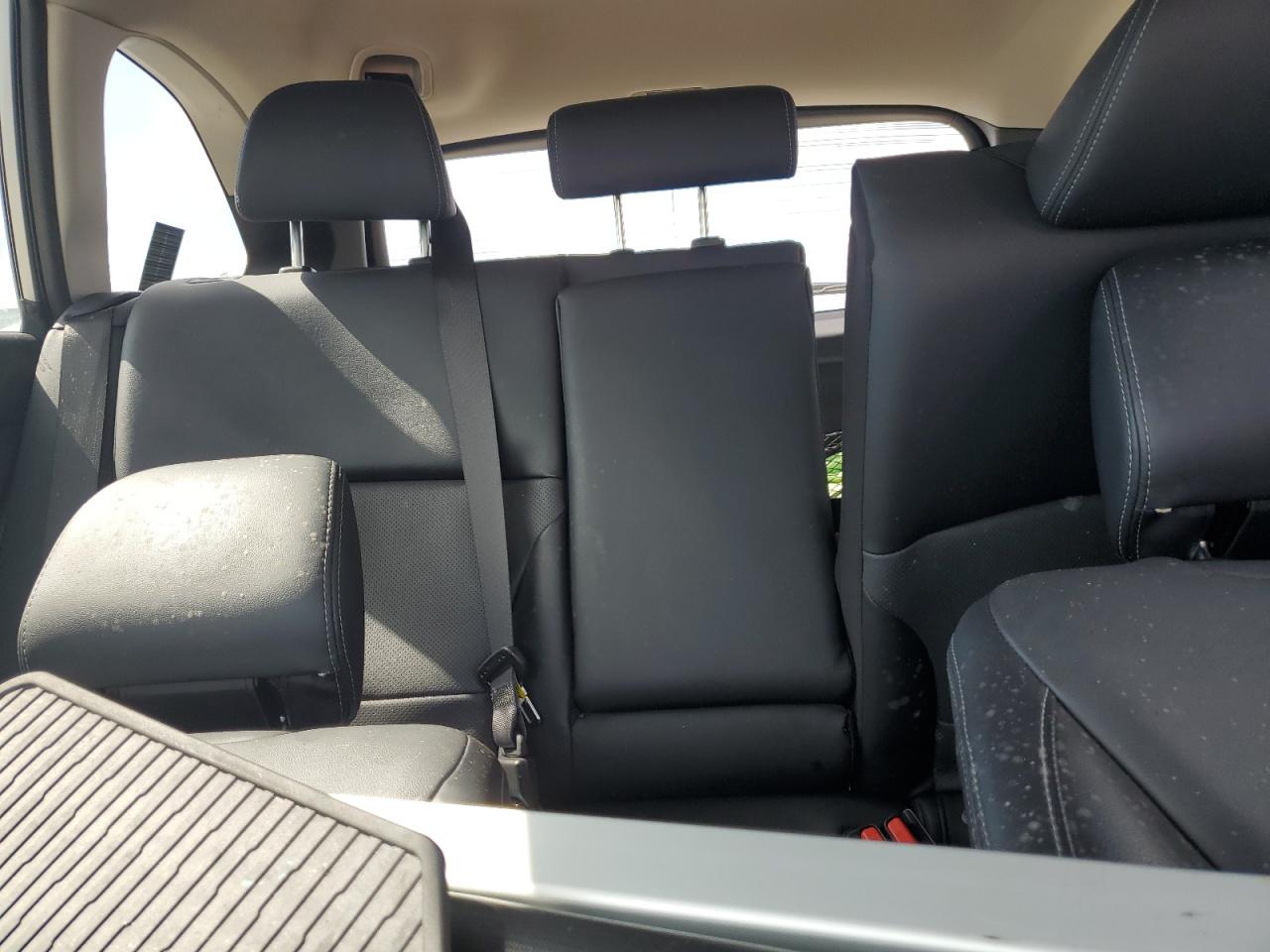 2017 Subaru Outback - Image 10