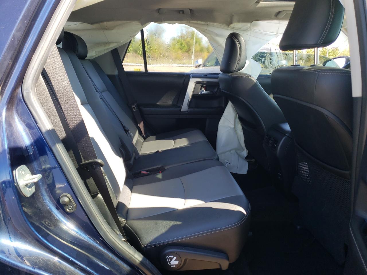 2014 Toyota 4Runner - Image 11