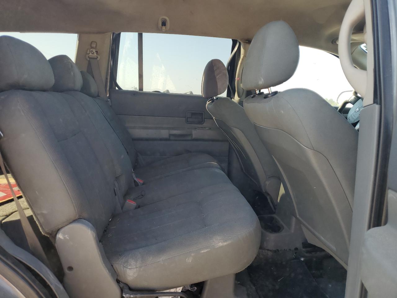 2005 Dodge Durango - Image 11