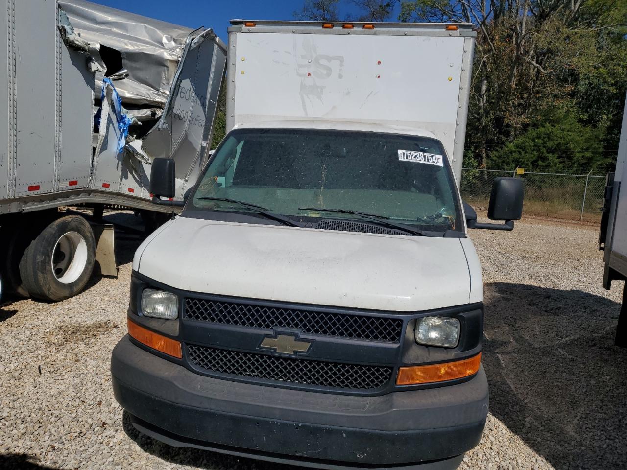 2017 Chevrolet Express G3500 VIN: 1GB0GRFF0H1335538 Lot: 75238754