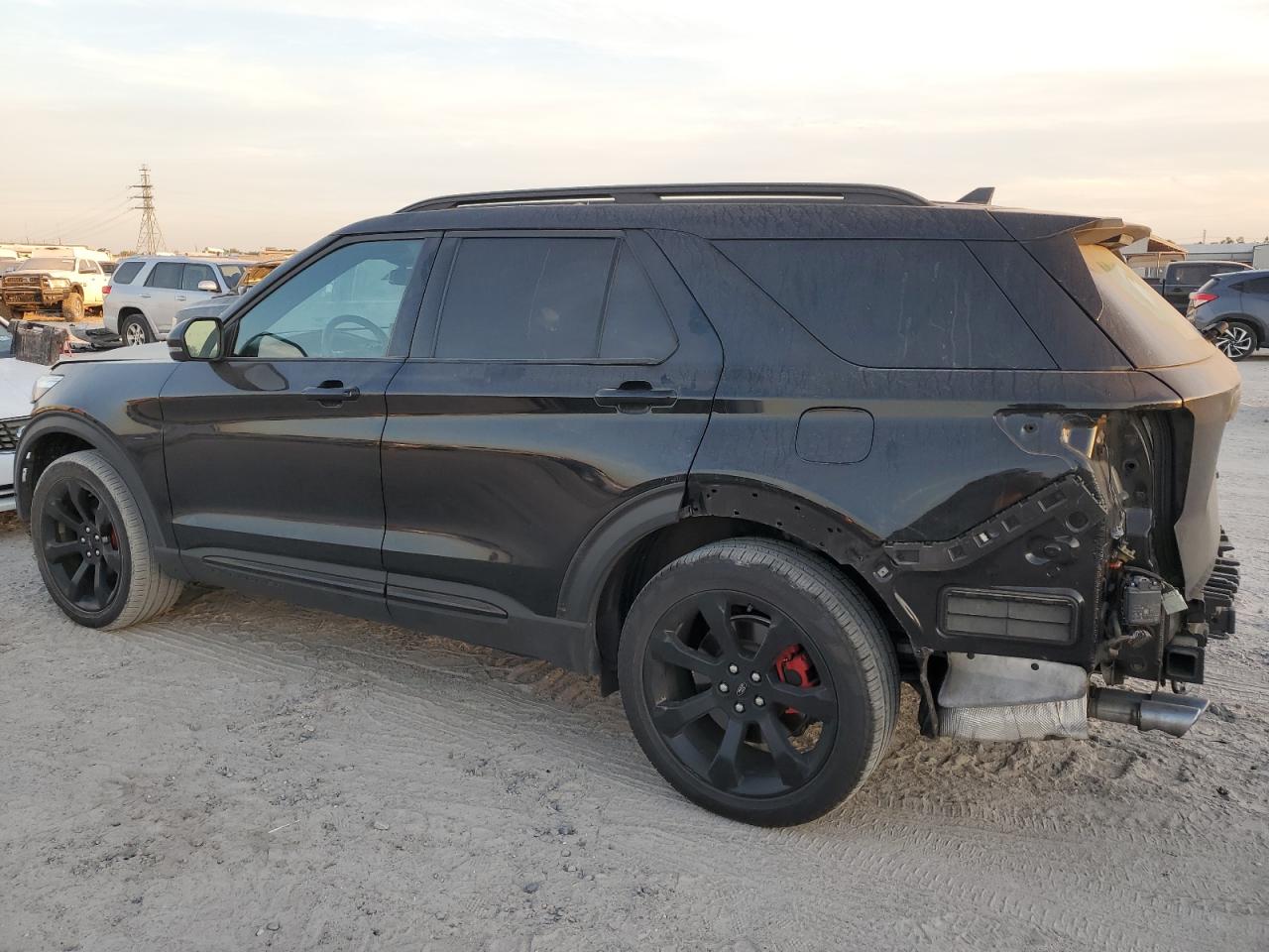 2021 Ford Explorer - Image 2