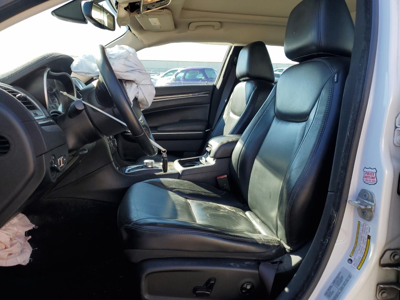 2015 Chrysler 300 - Image 7