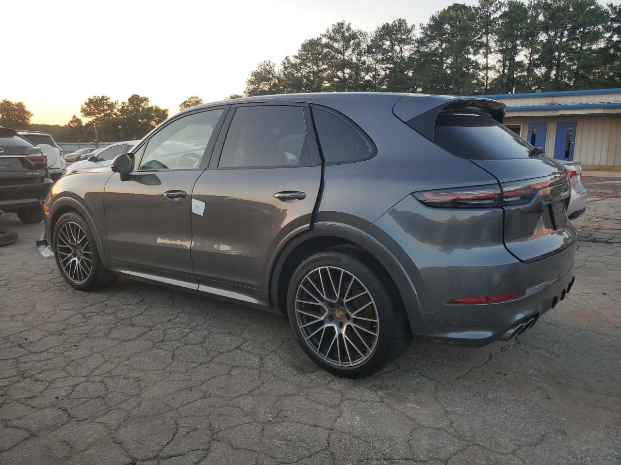 VIN WP1AB2AY3PDA14930 2023 PORSCHE CAYENNE no.2