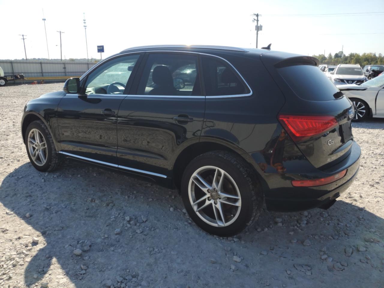2014 Audi Q5 - Image 2