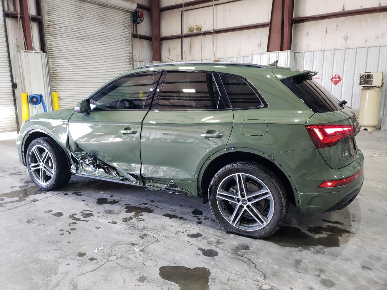 2023 Audi Q5 - Image 2