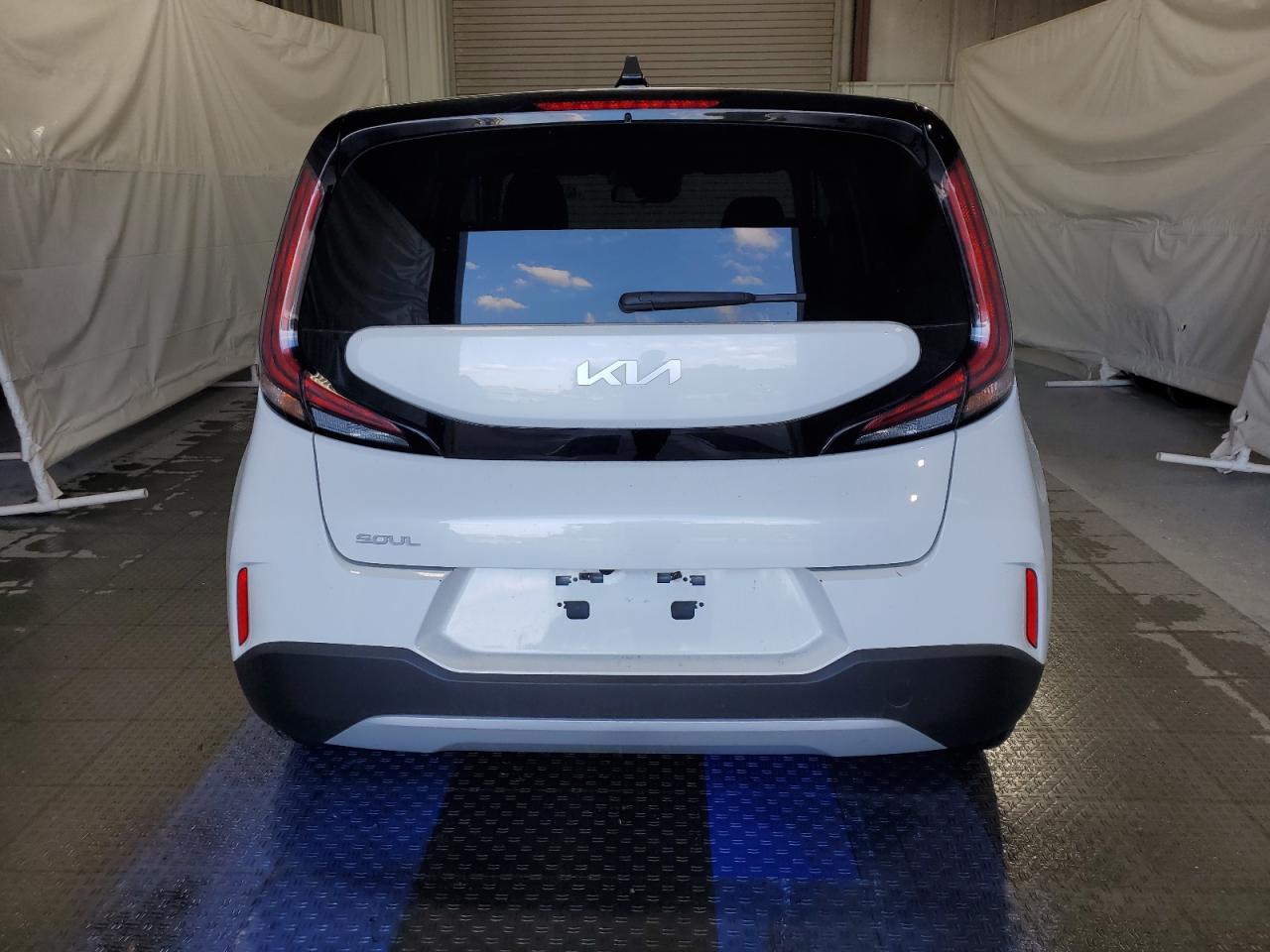 2023 Kia Soul - Image 6
