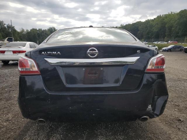 Sedans NISSAN ALTIMA 2015 Czarny