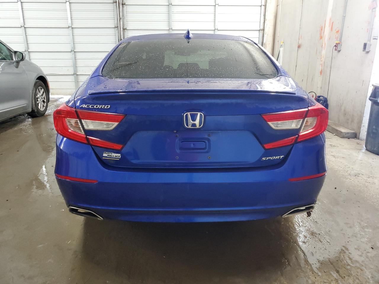 1HGCV1F31JA127181 2018 Honda Accord Sport