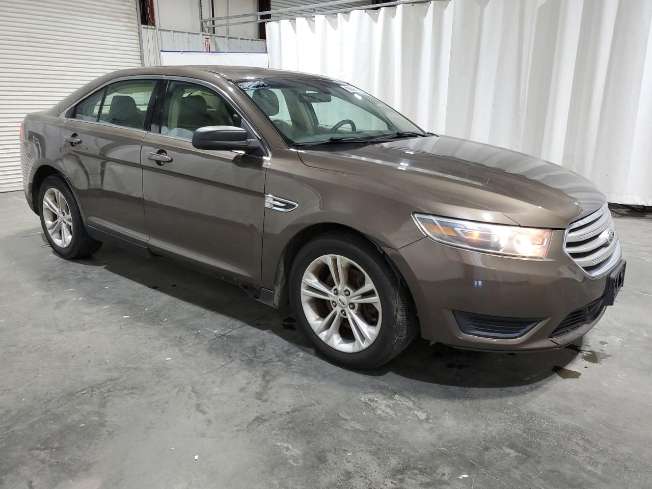 VIN 1FAHP2D88FG177766 2015 FORD TAURUS no.4