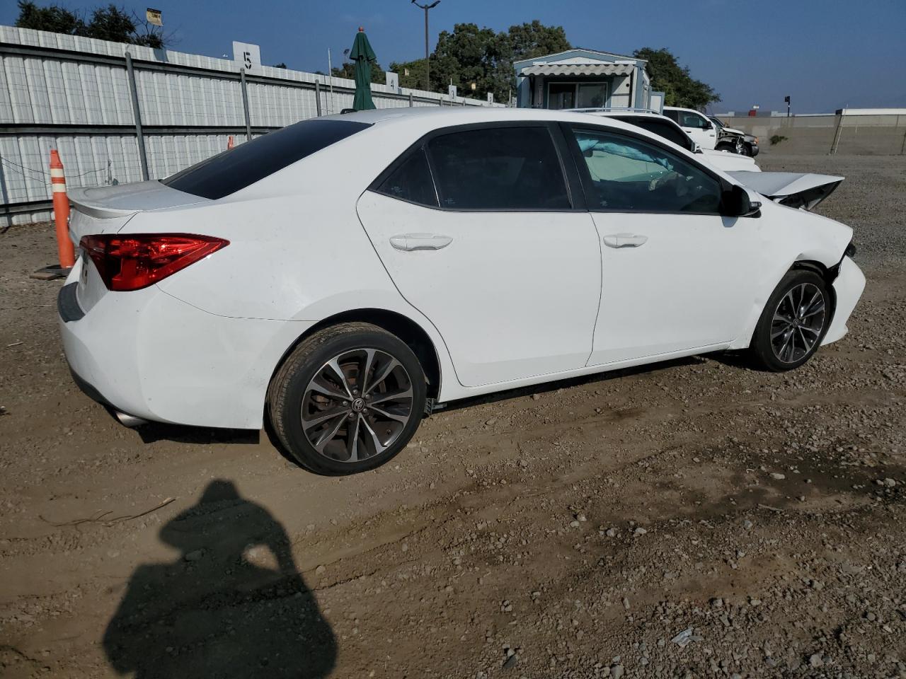 2017 Toyota Corolla L VIN: 2T1BURHE7HC798564 Lot: 76194384