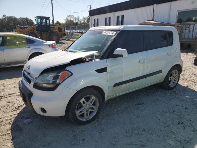 2010 Kia Soul +