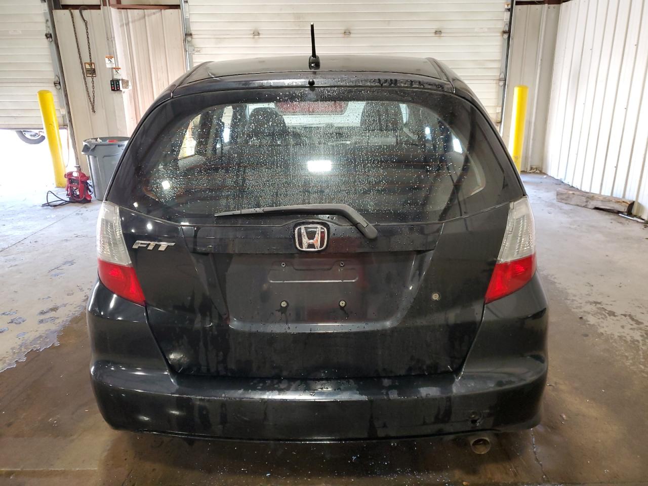 2009 Honda Fit - Image 6
