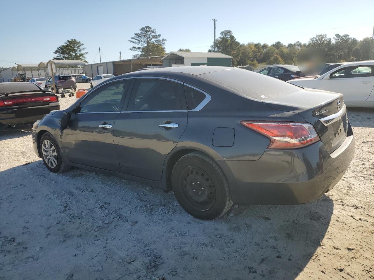 2013 Nissan Altima - Image 2