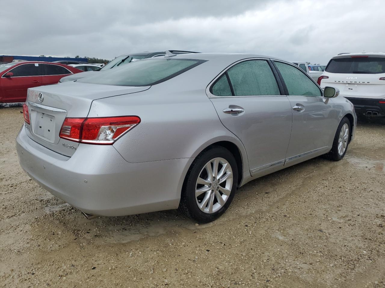 2010 Lexus ES - Image 3
