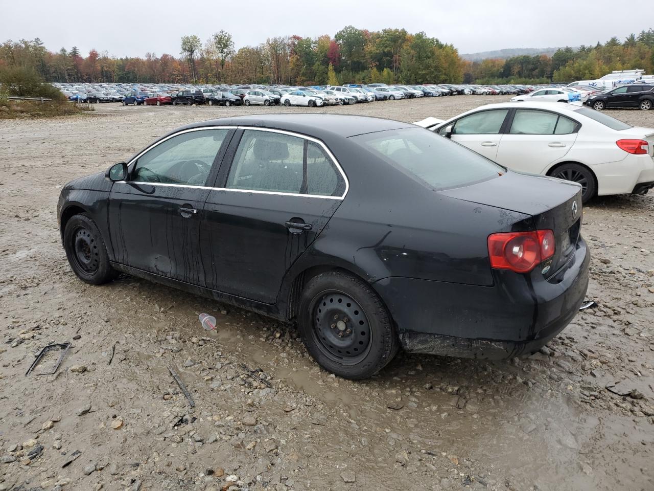 2005 Volkswagen Jetta - Image 2