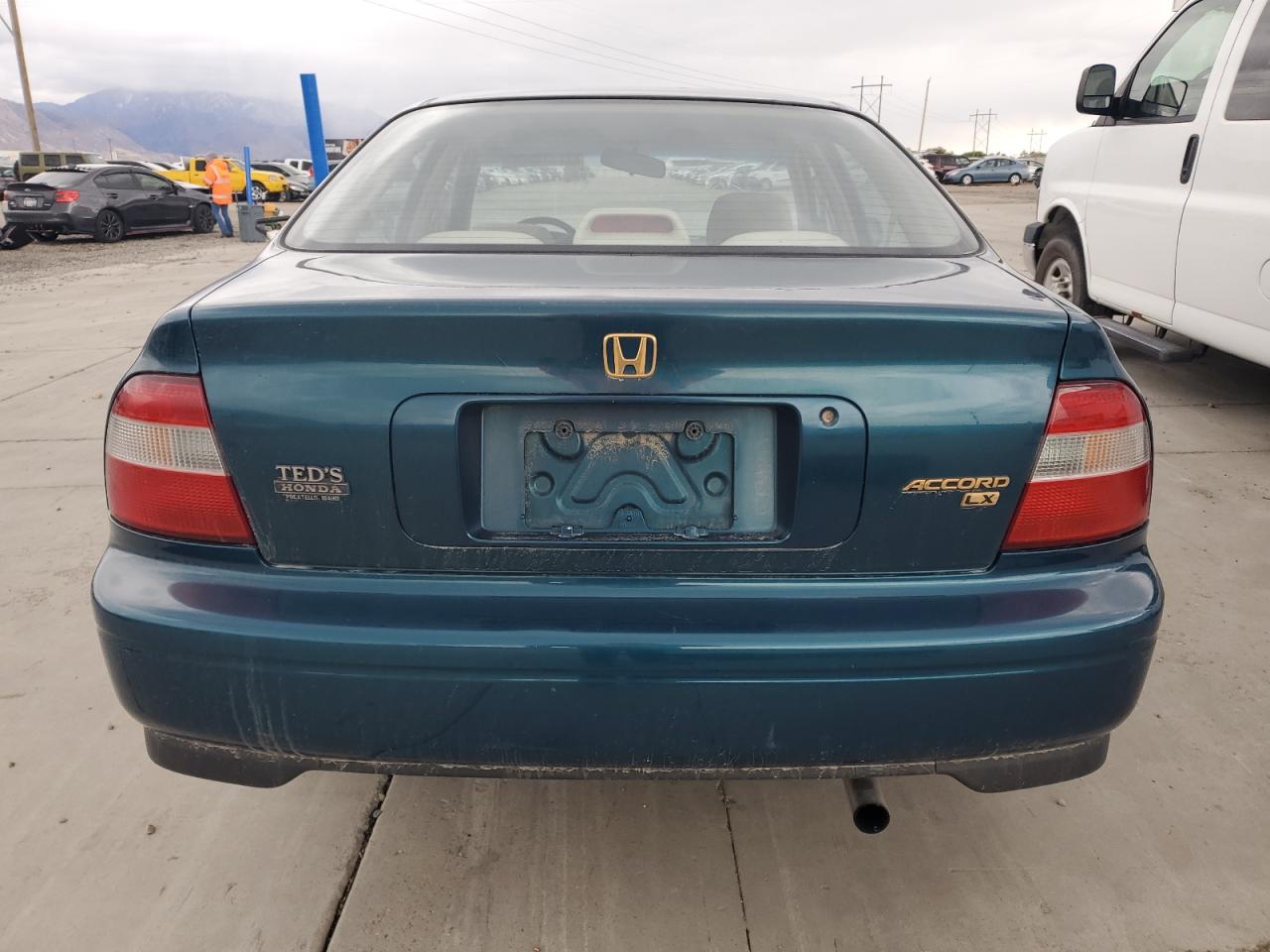 1995 Honda Accord Lx VIN: JHMCD563XSC024970 Lot: 77610084