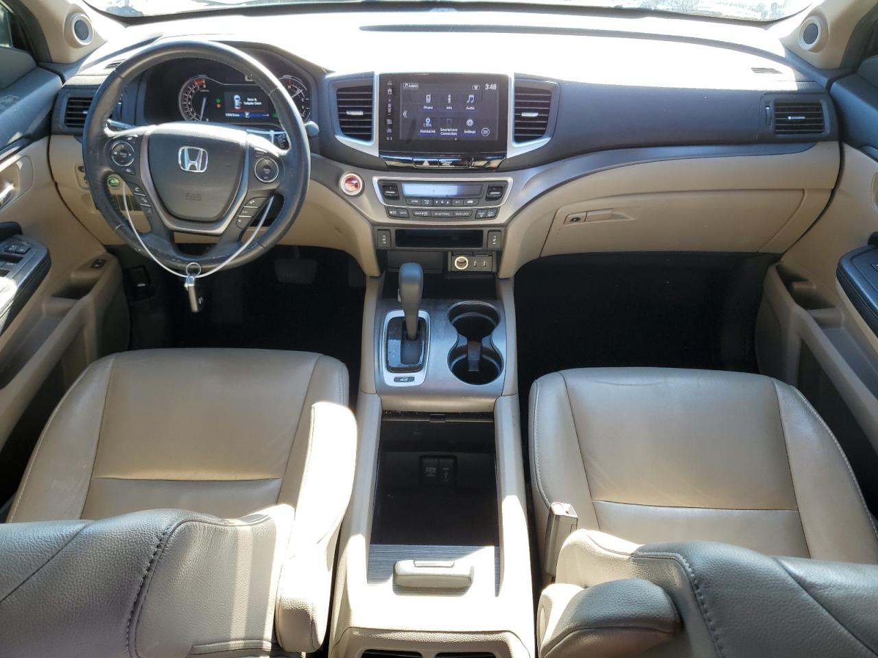 2017 Honda Pilot - Image 8