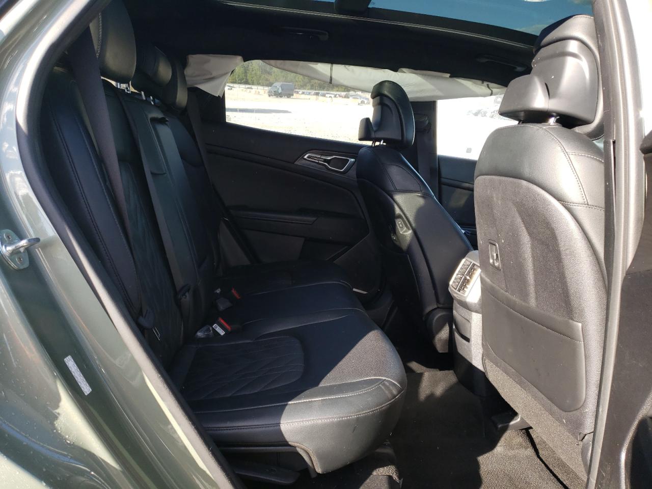 2023 Kia Sportage - Image 11