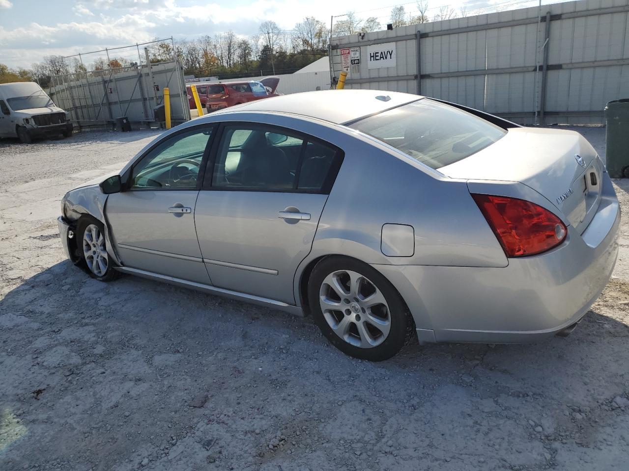 2008 Nissan Maxima - Image 2