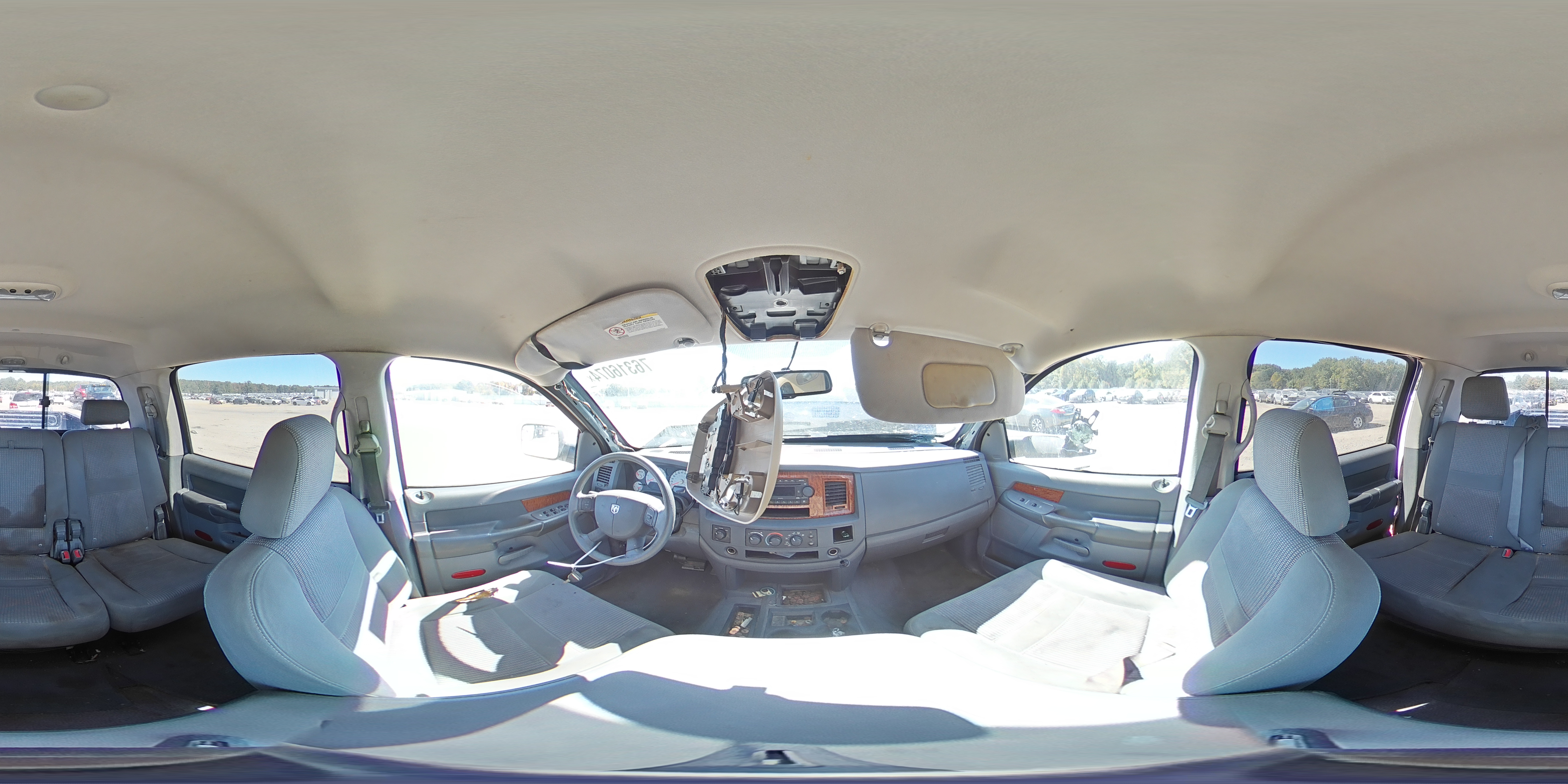 2006 Dodge RAM - Image 13