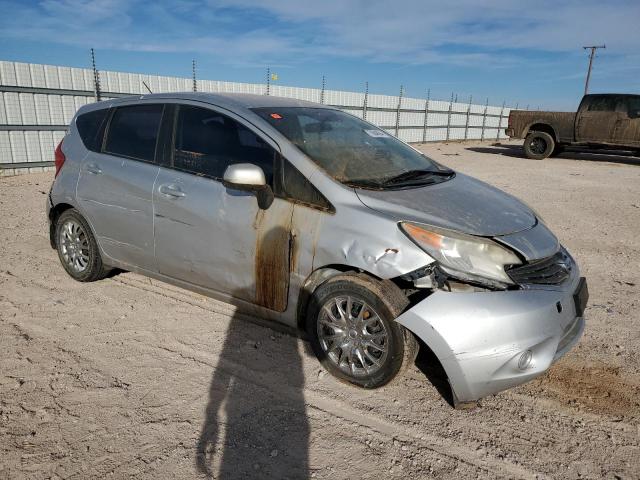  NISSAN VERSA 2014 Srebrny