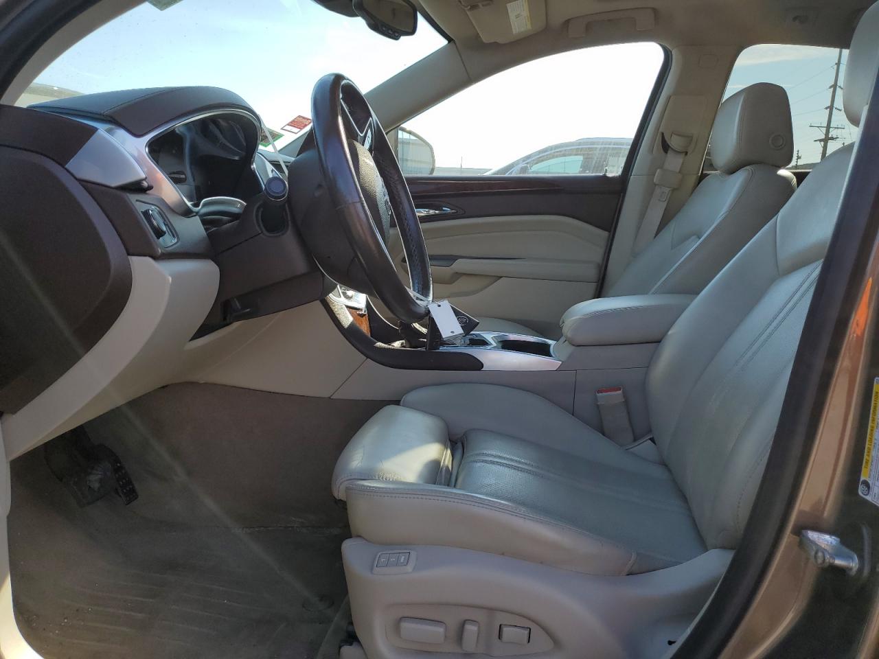 2014 Cadillac SRX - Image 7