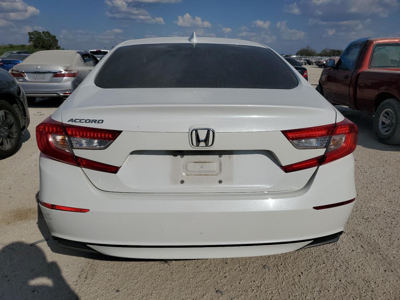 2018 Honda Accord - Image 6