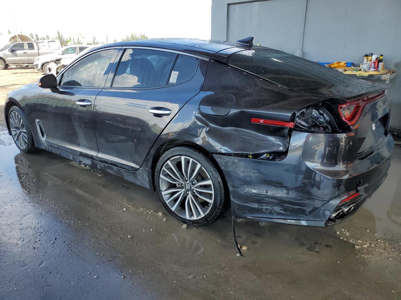 KNAE15LA0K6049507 2019 KIA STINGER - Image 2