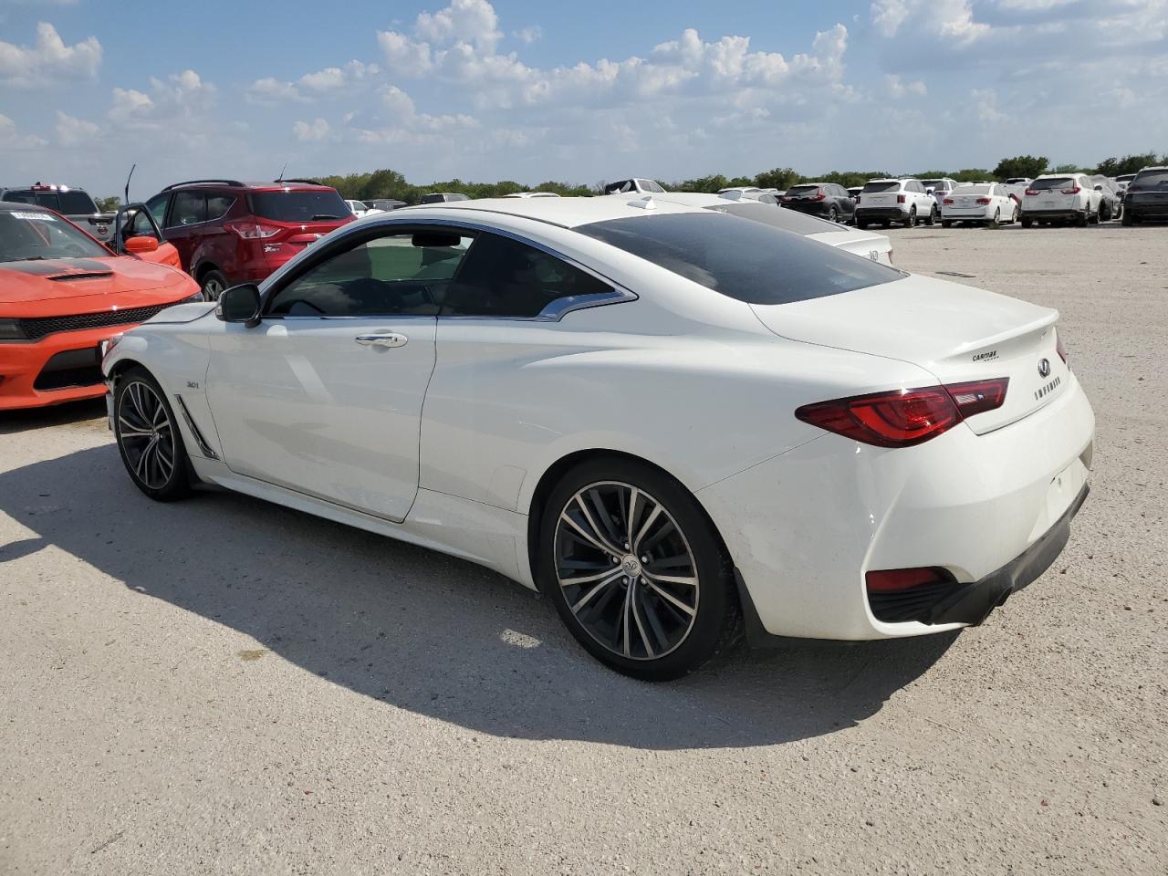 2019 Infiniti Q60 - Image 2