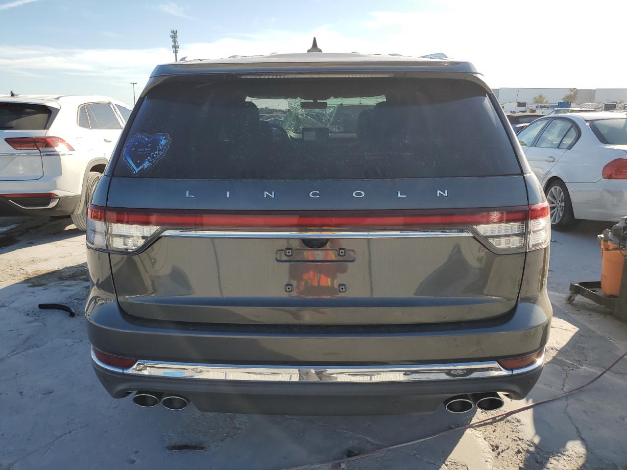 5LM5J7XC7LGL01557 2020 Lincoln Aviator Reserve