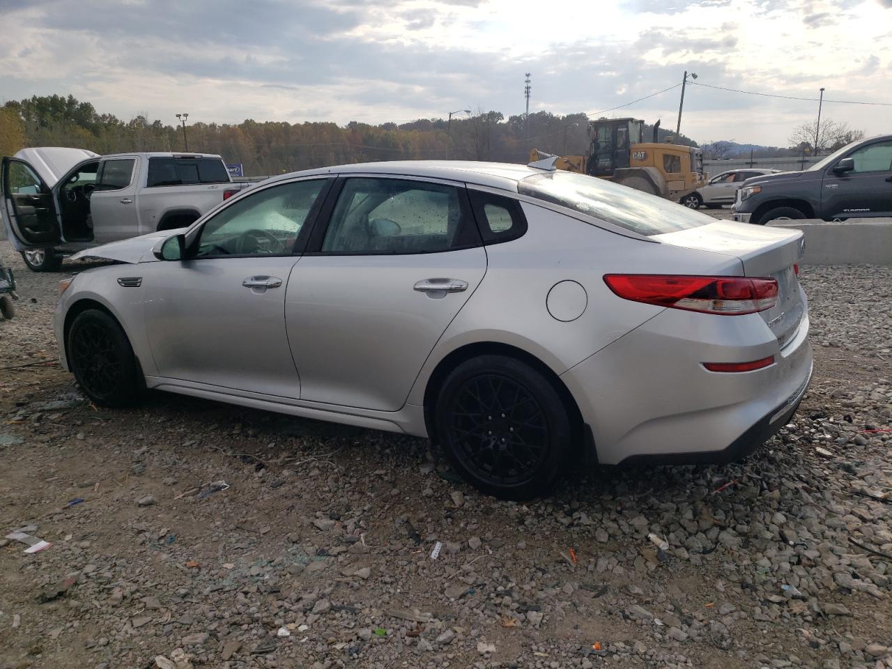2019 Kia Optima - Image 2