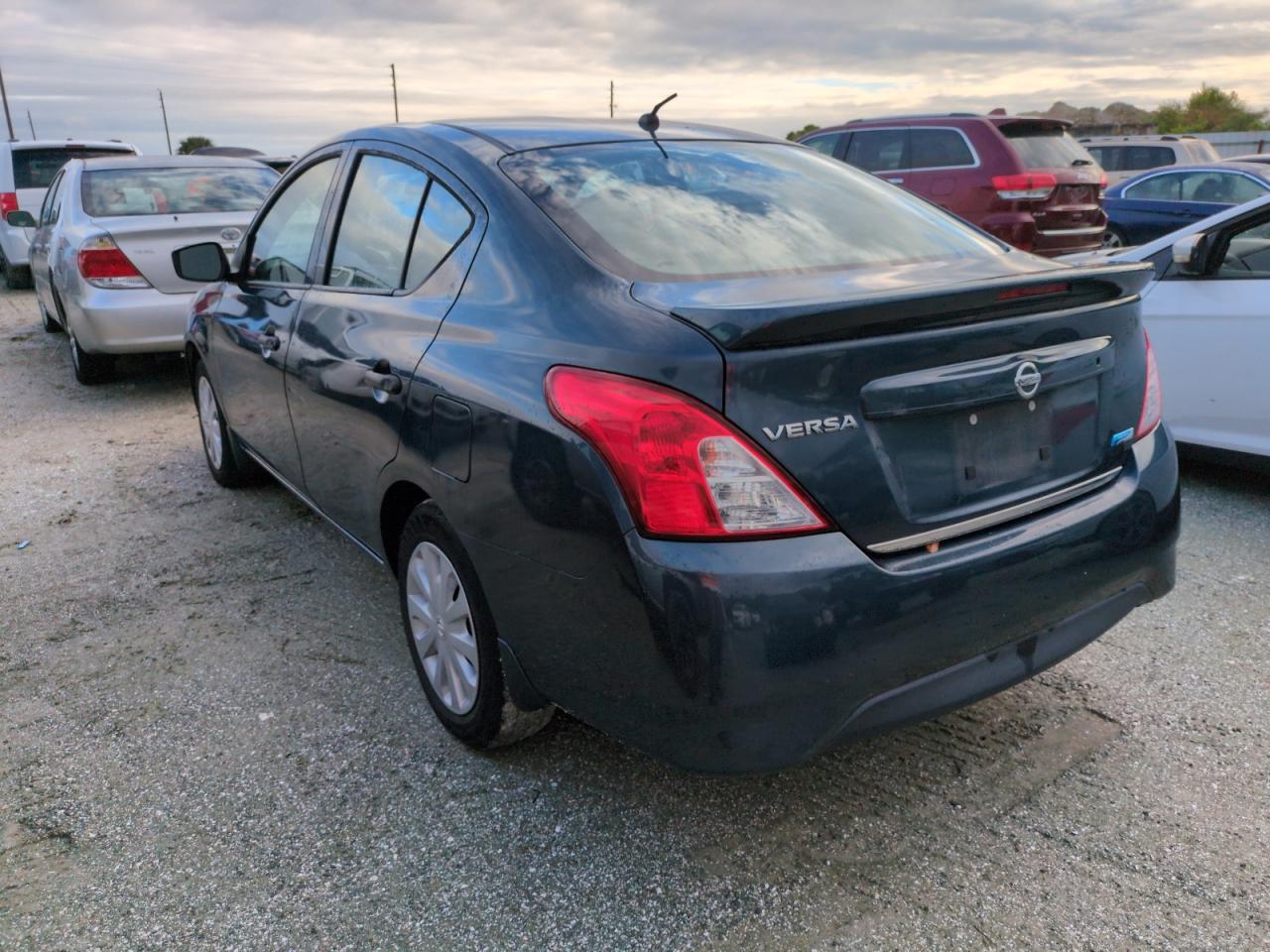 VIN 3N1CN7AP4GL845775 2016 NISSAN VERSA no.2