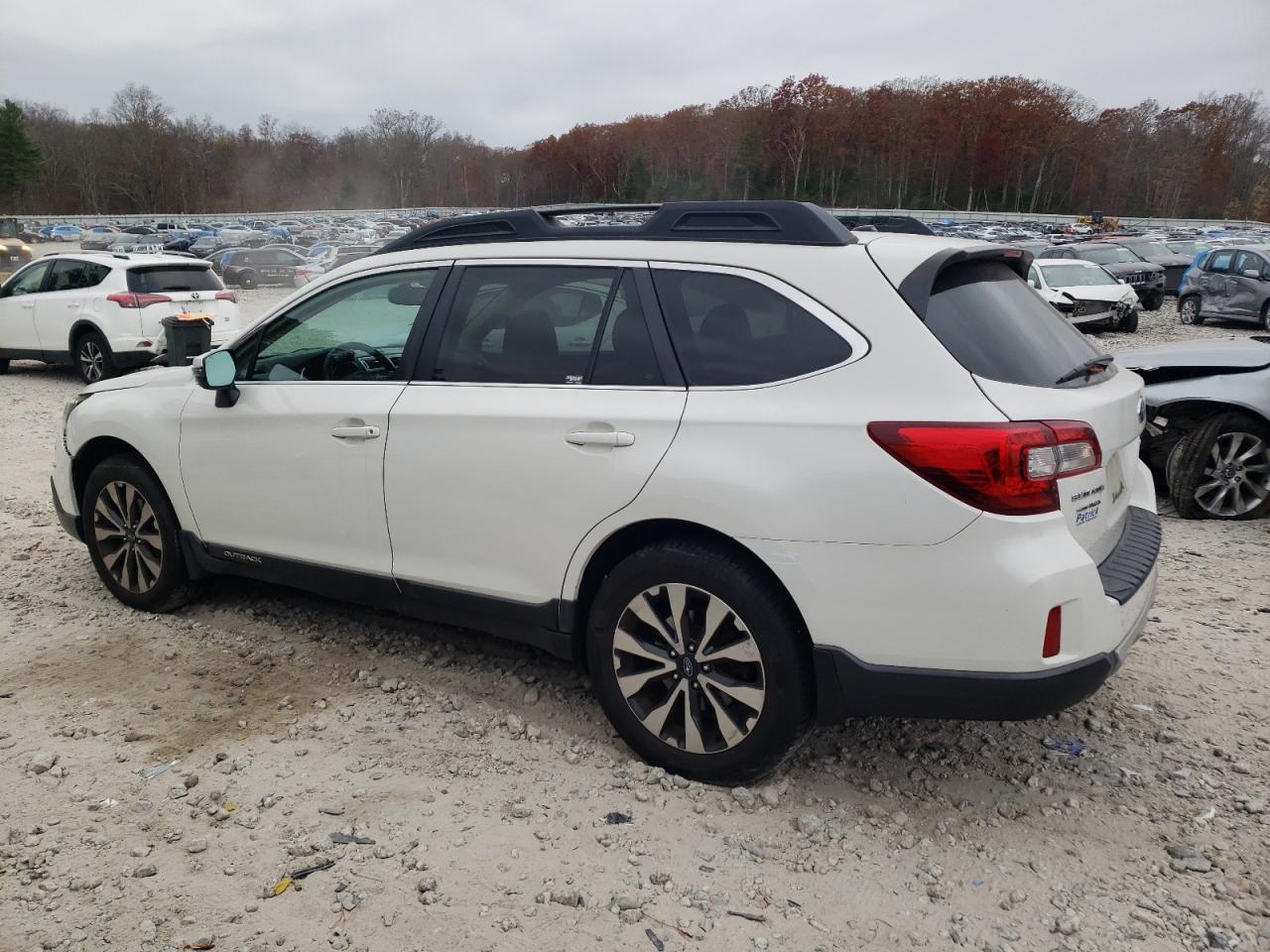 2015 Subaru Outback - Image 2