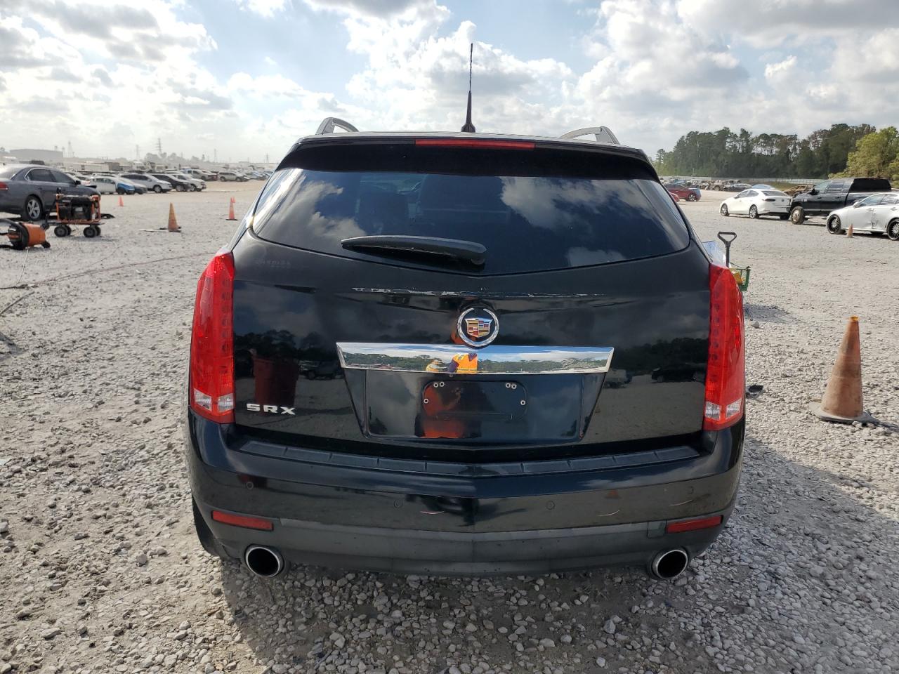 3GYFNCEY5BS662366 2011 Cadillac Srx Premium Collection