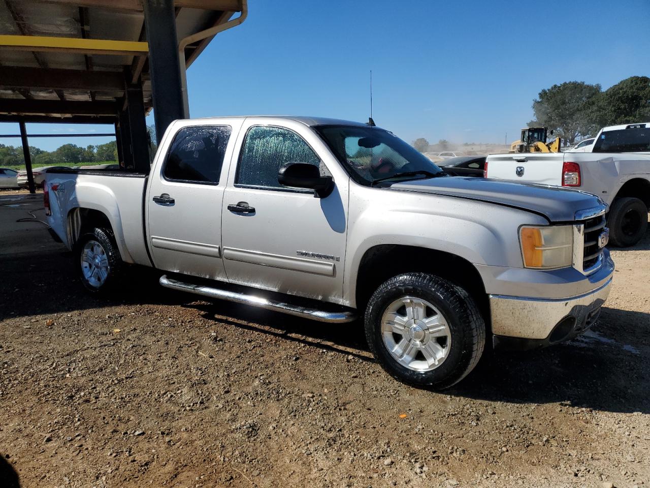 2007 GMC Sierra - Image 4