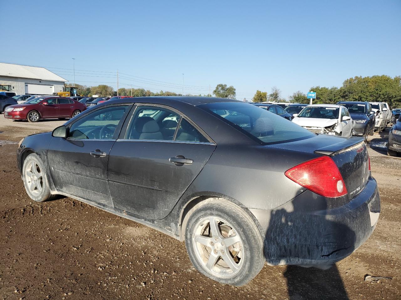2007 Pontiac G6 - Image 2