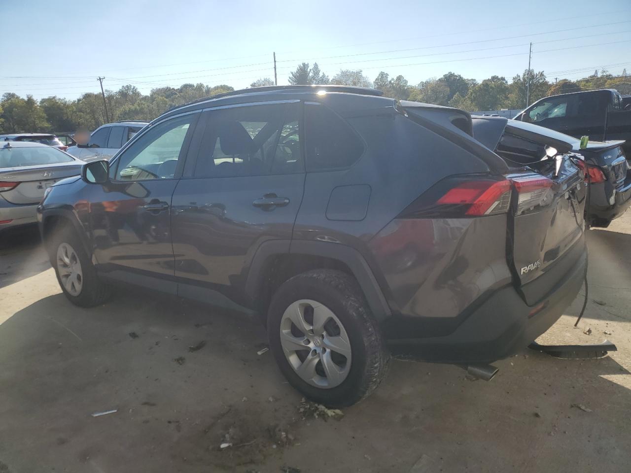 2019 Toyota RAV 4 - Image 2