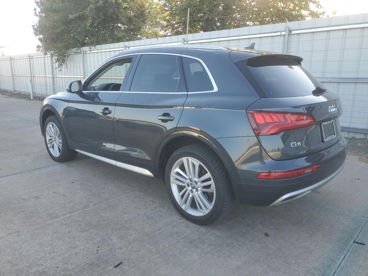 2019 Audi Q5 - Image 2