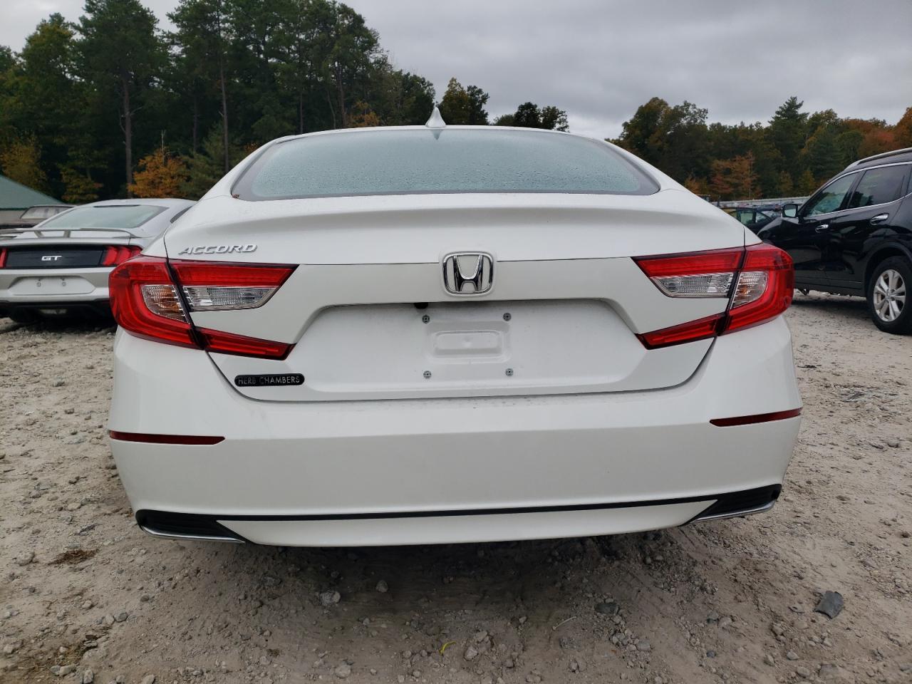 1HGCV1F13KA176902 2019 Honda Accord Lx