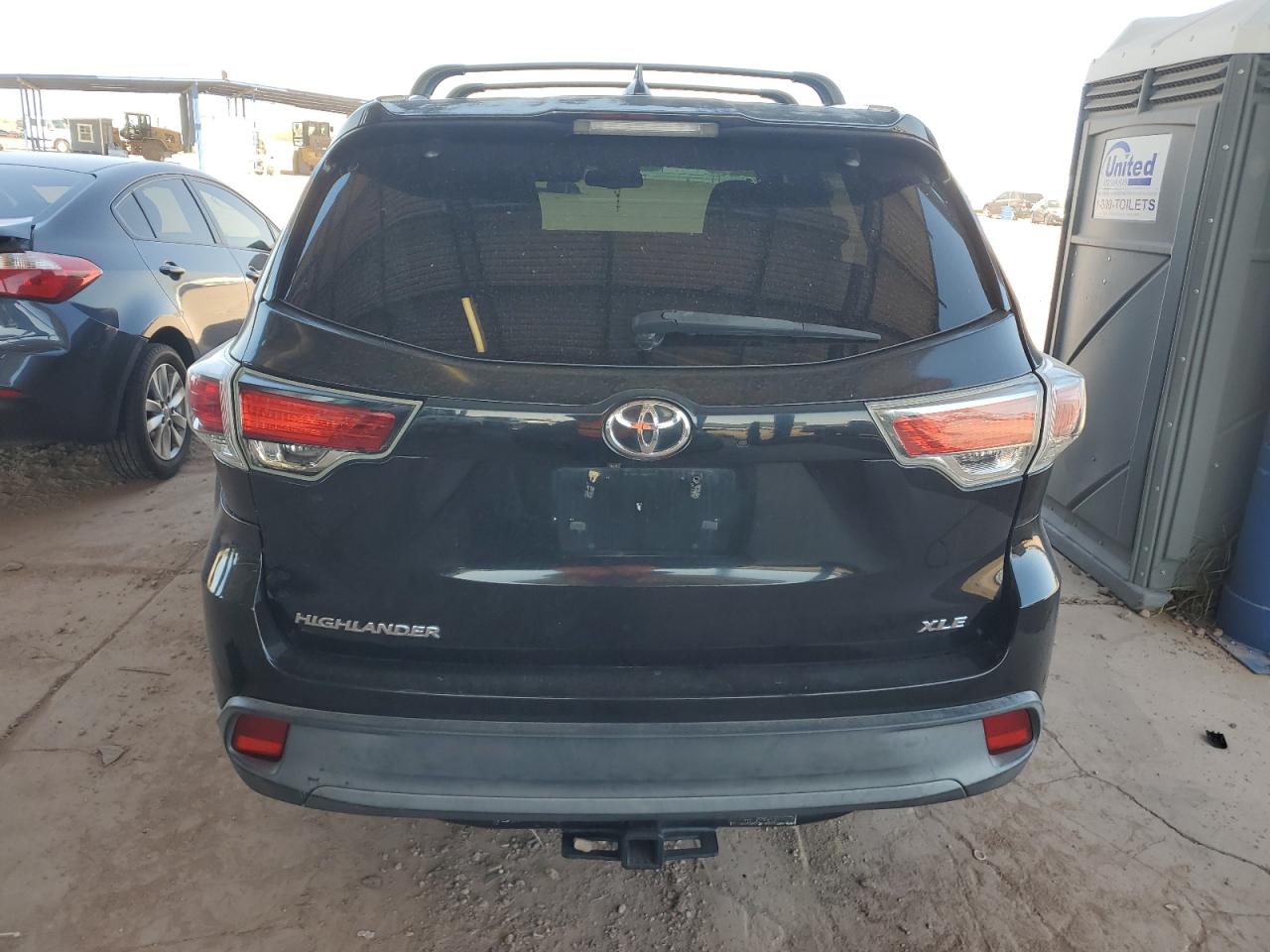 5TDKKRFHXFS085276 2015 Toyota Highlander Xle